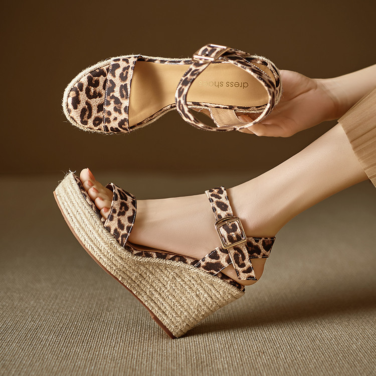 Women's One-Strap Sandals Retro Print Block Heel Open Toe
